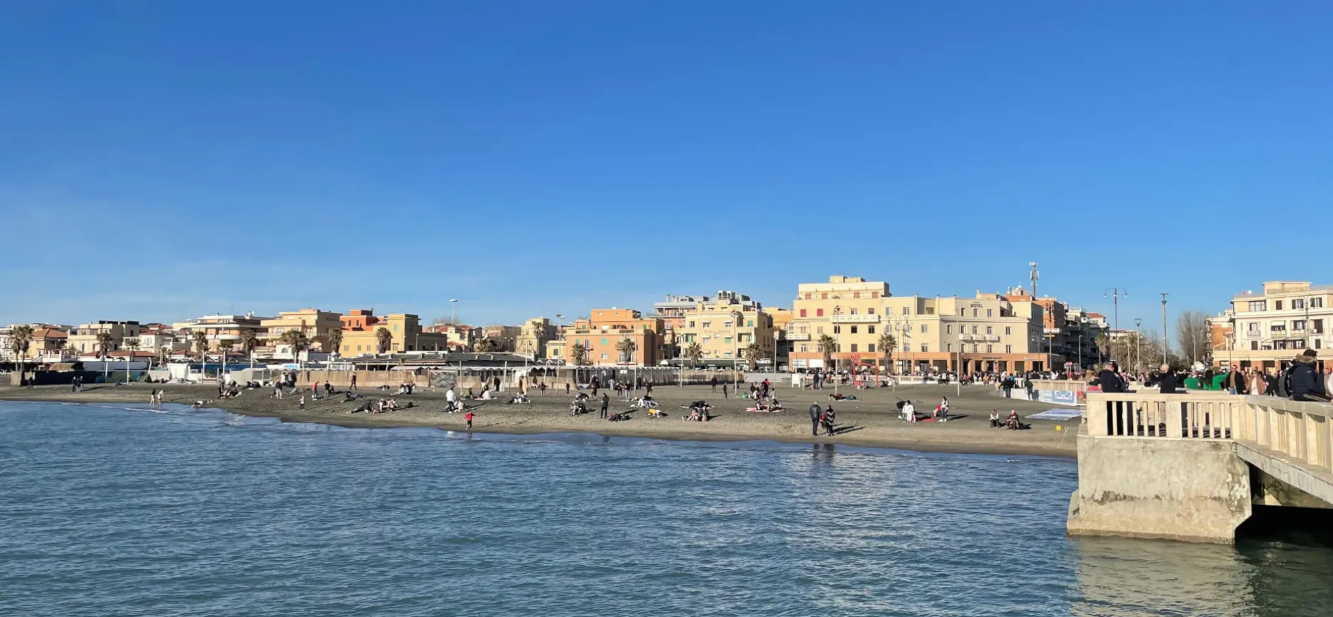 Le spiagge di Ostia: una guida per godersi il mare e il sole